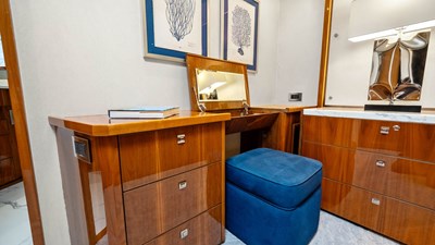 Double Barrel 45 2016 Viking 92 Enclosed Bridge 