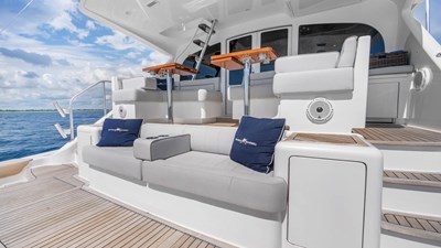 Double Barrel 70 2016 Viking 92 Enclosed Bridge 