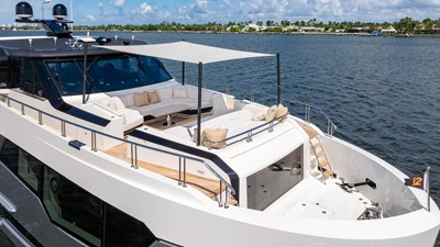M/Y 12 5 
