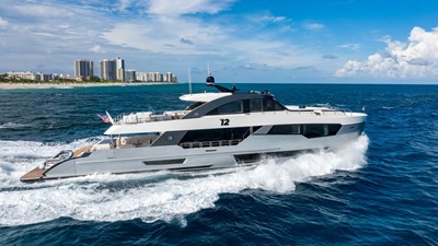M/Y 12 30 