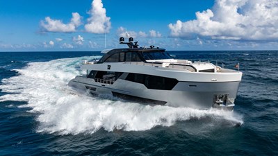M/Y 12 44 