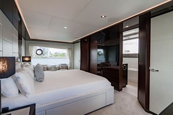 M/Y 12 96 