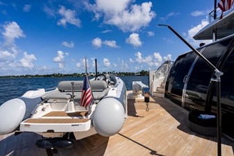 M/Y 12 145 