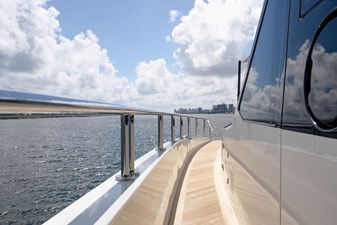 M/Y 12 160 