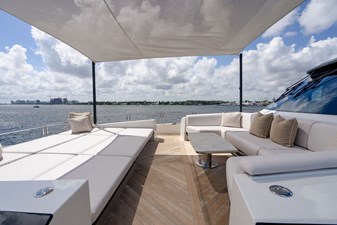 M/Y 12 162 