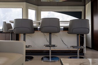 M/Y 12 199 