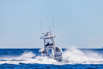 Reef Runner 230 Open 3 