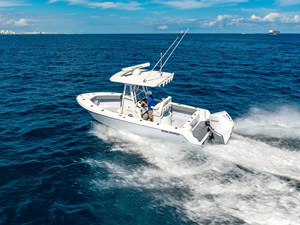 Reef Runner 230 Open 15 