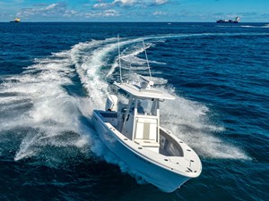 Reef Runner 230 Open 22 