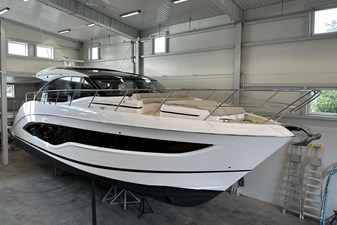 PRINCESS V55068 15 