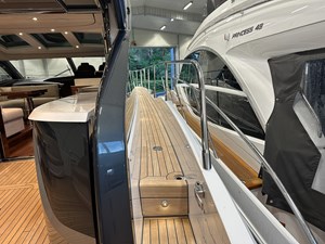 PRINCESS V55068 25 