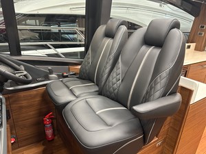 PRINCESS V55068 68 
