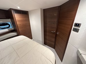 PRINCESS V55068 74 