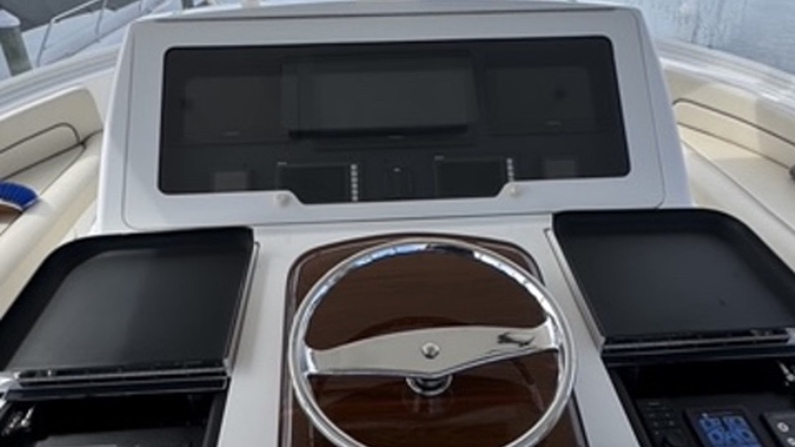 2021 Viking 48 Convertible 'High Impact'