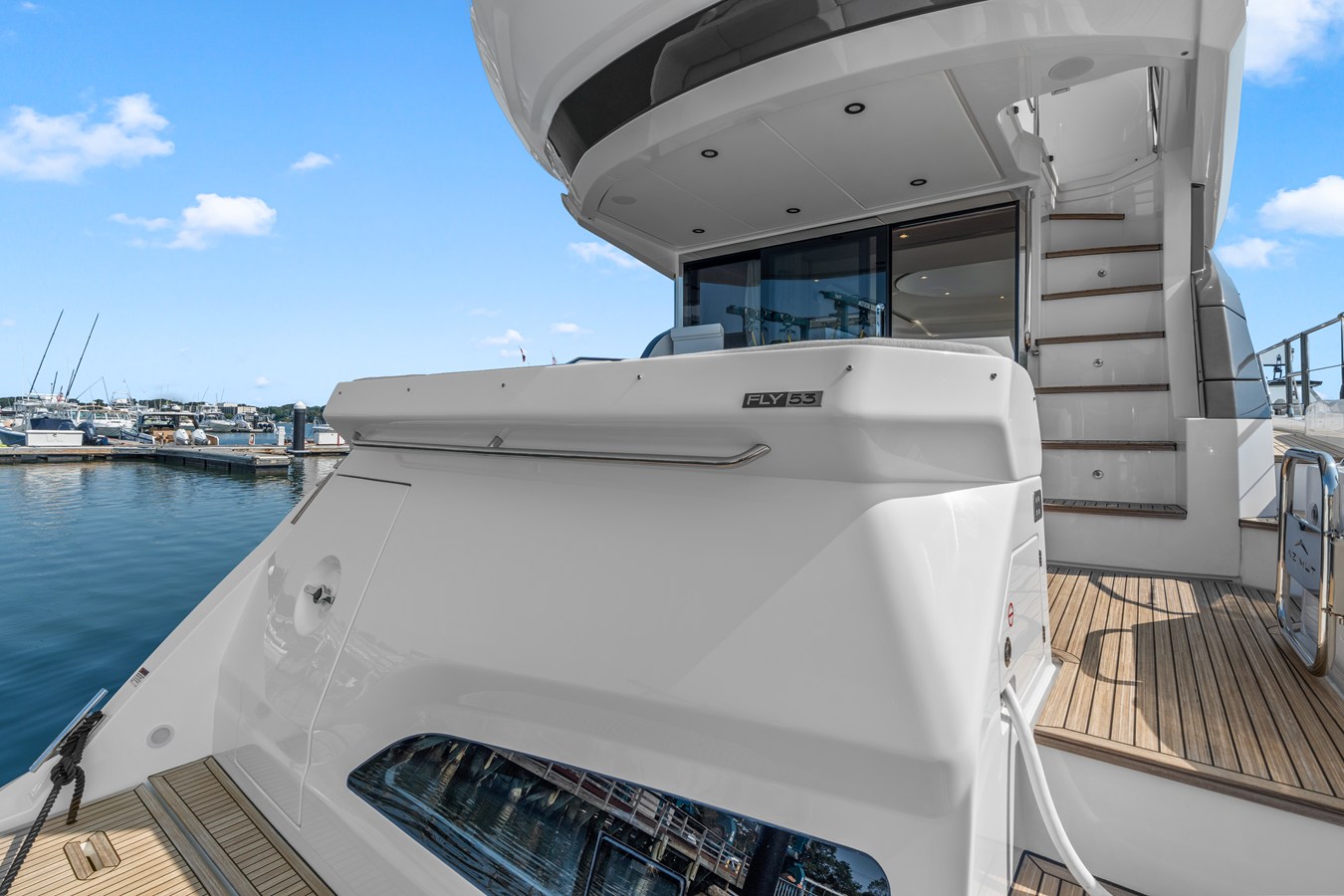 2027 Azimut Fly 53 7