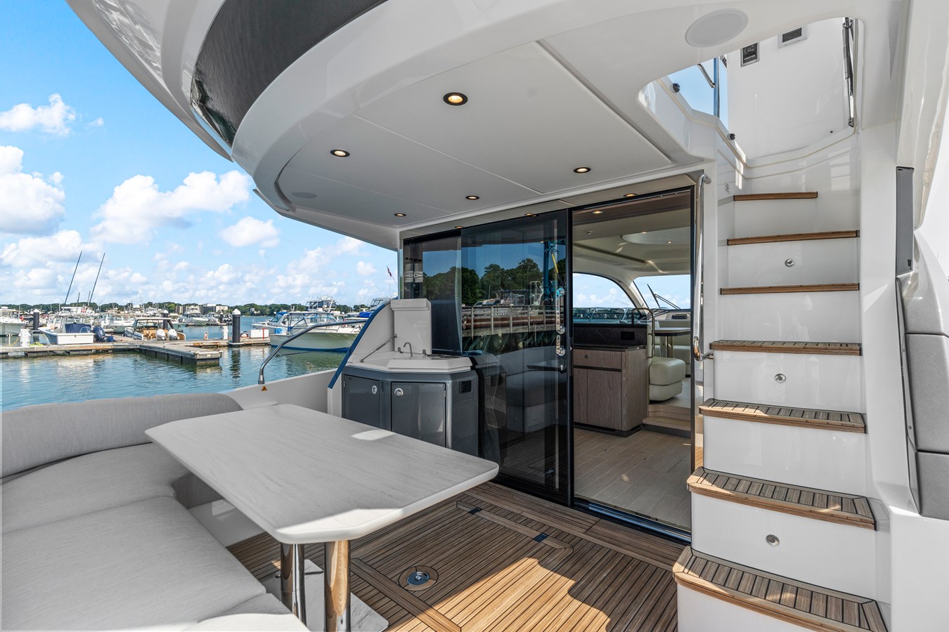 2027 Azimut Fly 53 16