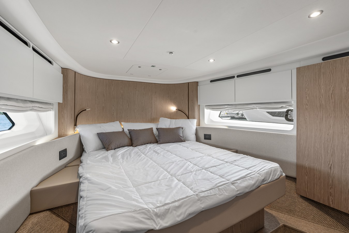 2027 Azimut Fly 53 44