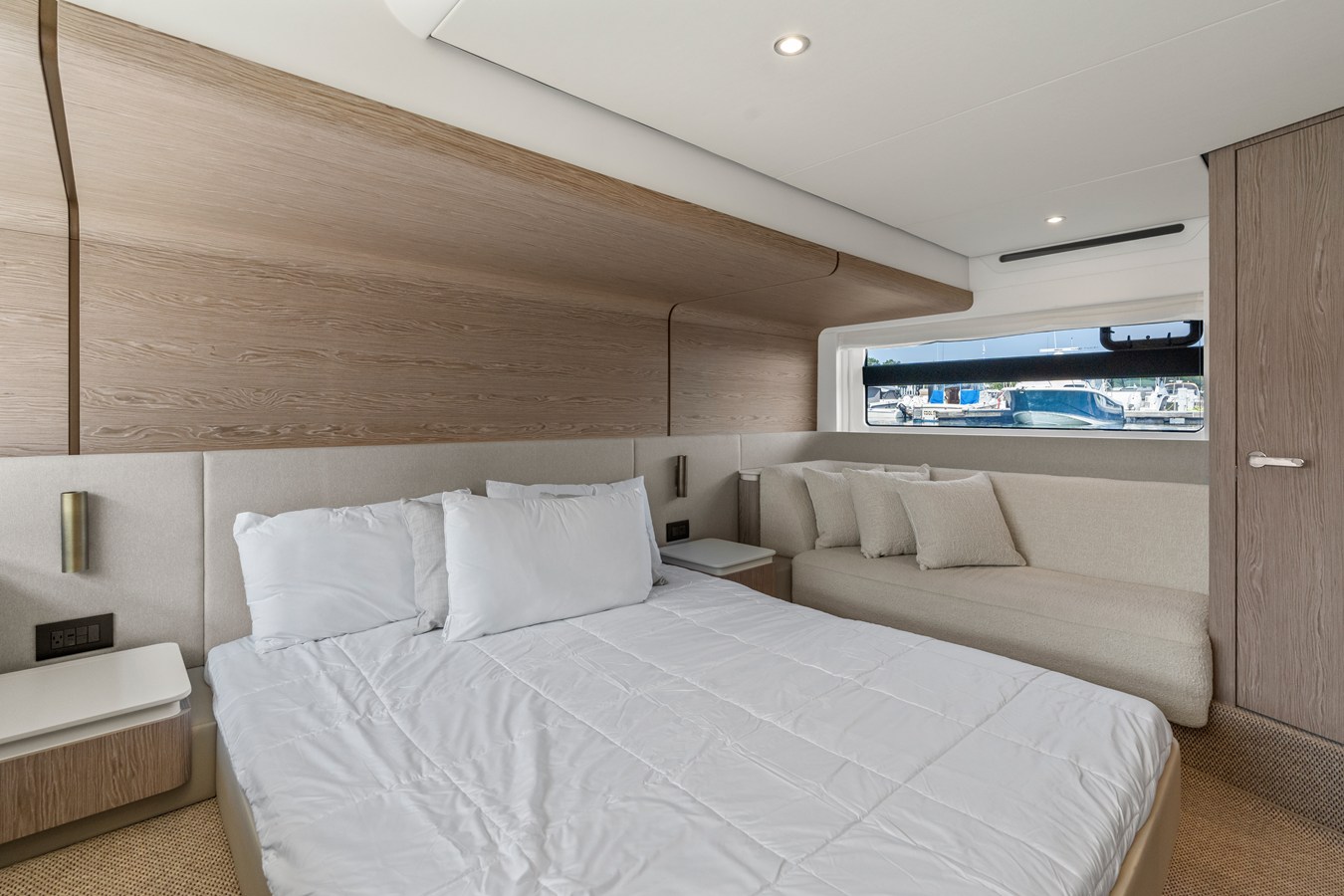 2027 Azimut Fly 53 51