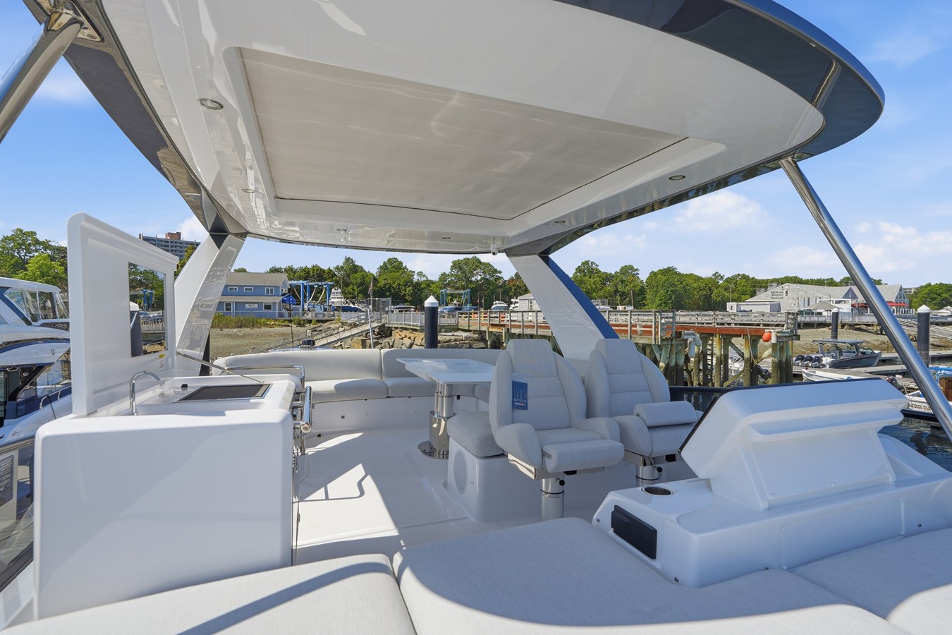 2027 Azimut Fly 53 65