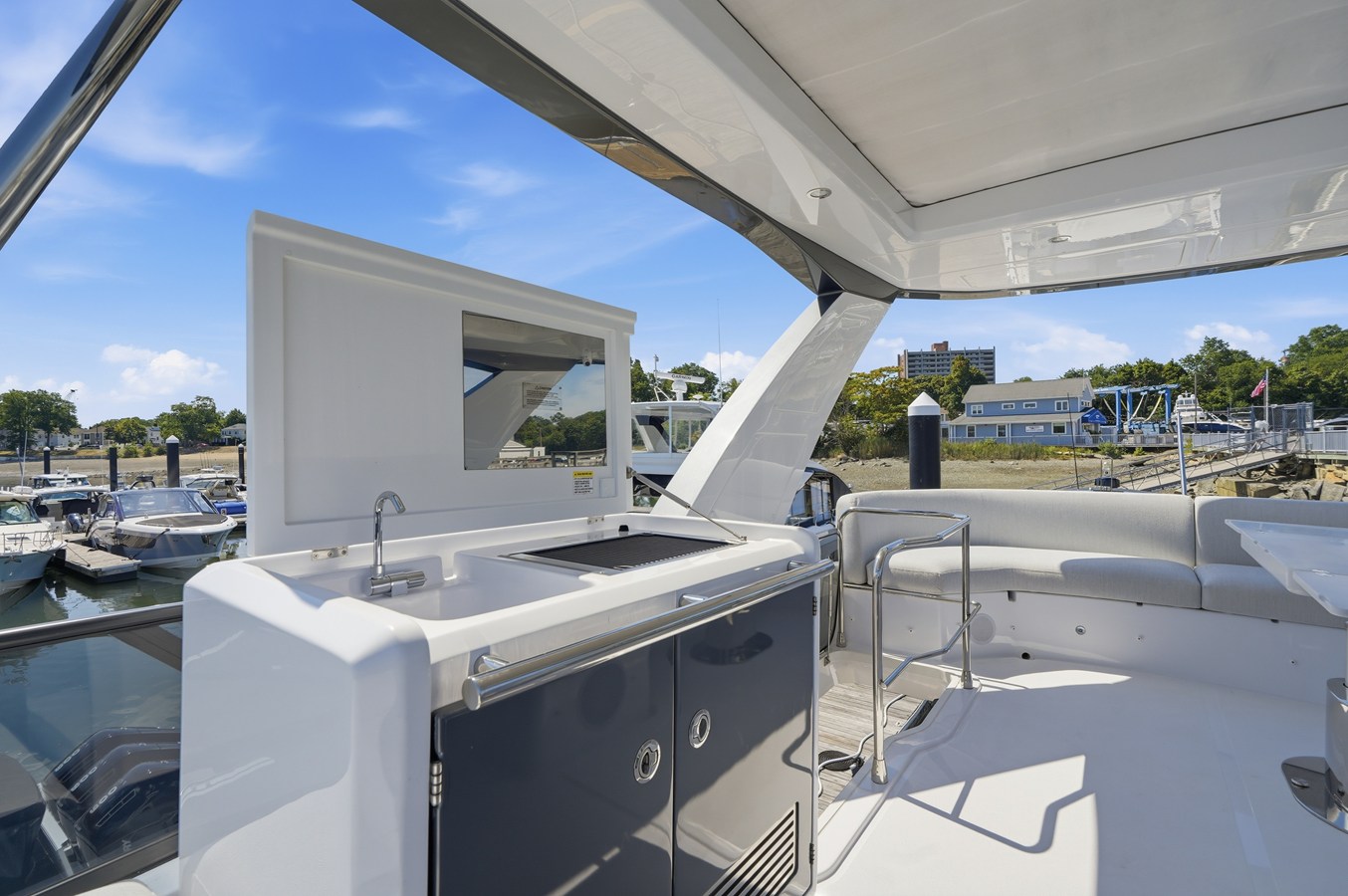 2027 Azimut Fly 53 70