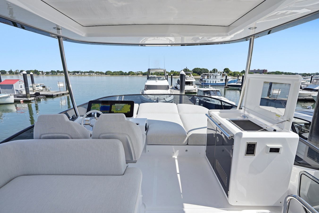 2027 Azimut Fly 53 71