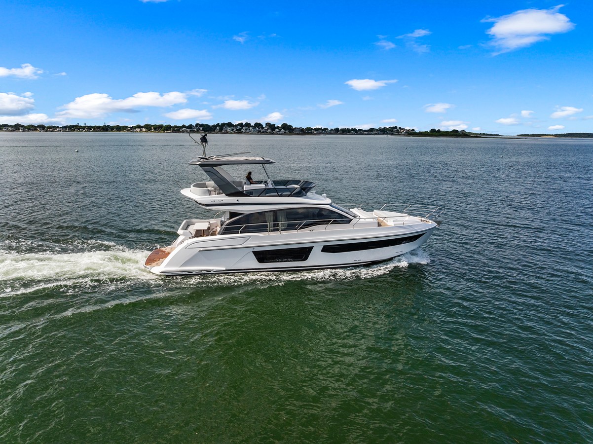 2027 Azimut Fly 53 73