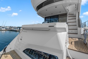 2027 Azimut Fly 53 7