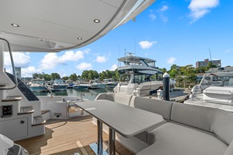 2027 Azimut Fly 53 12