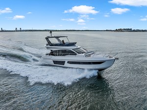 2027 Azimut Fly 53 74