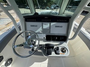 Boston Whaler 280 Outrage 12 2026 Boston Whaler 280 Outrage 13