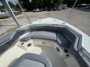 Boston Whaler 280 Outrage 17 2026 Boston Whaler 280 Outrage 18