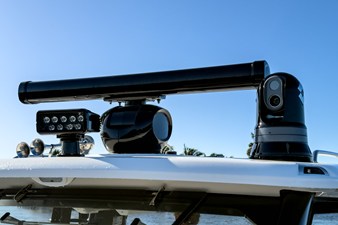 Boston Whaler 420 Outrage 36 2026 Boston Whaler 420 Outrage 37