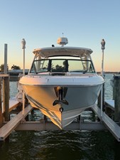 Boston Whaler 320 VANTAGE 1 2017 Boston Whaler 320 VANTAGE 2