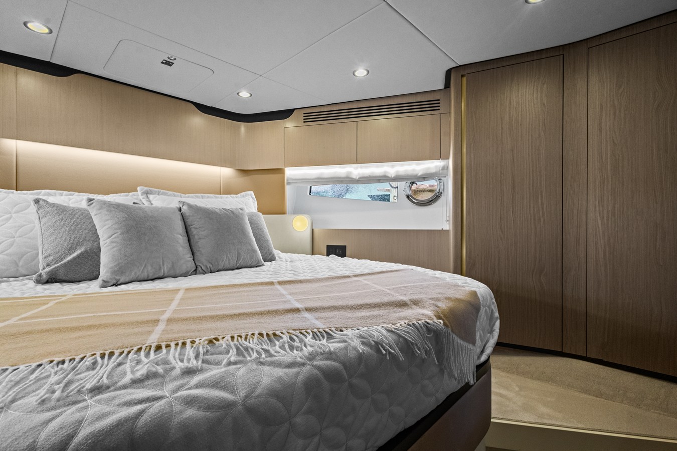 2023 Azimut AZ60 FLY 49