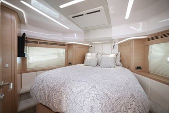 Ocean Alexander 45 DIVERGENCE COUPE 9 2021 Ocean Alexander 45 DIVERGENCE COUPE 10