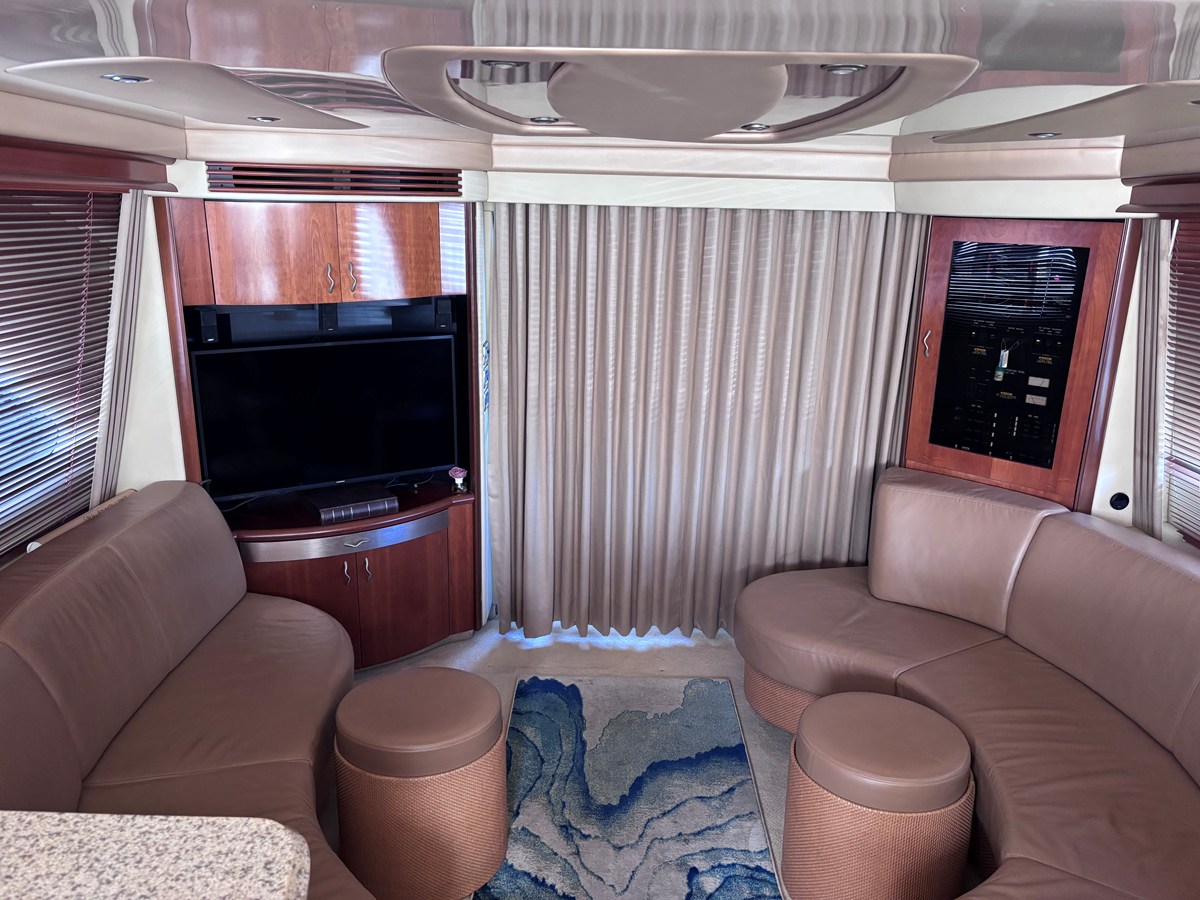 2005 Sea Ray 550 SEDAN BRIDGE 17