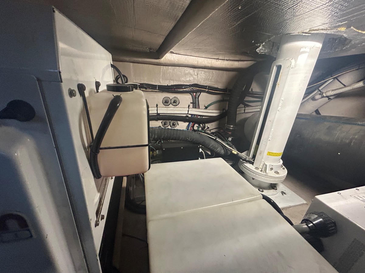 2005 Sea Ray 550 SEDAN BRIDGE 24