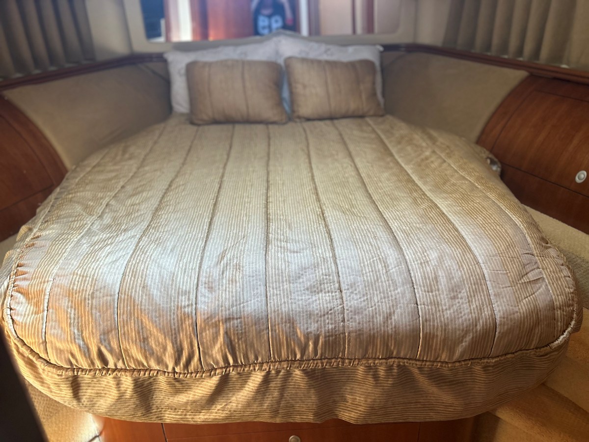 2005 Sea Ray 550 SEDAN BRIDGE 53