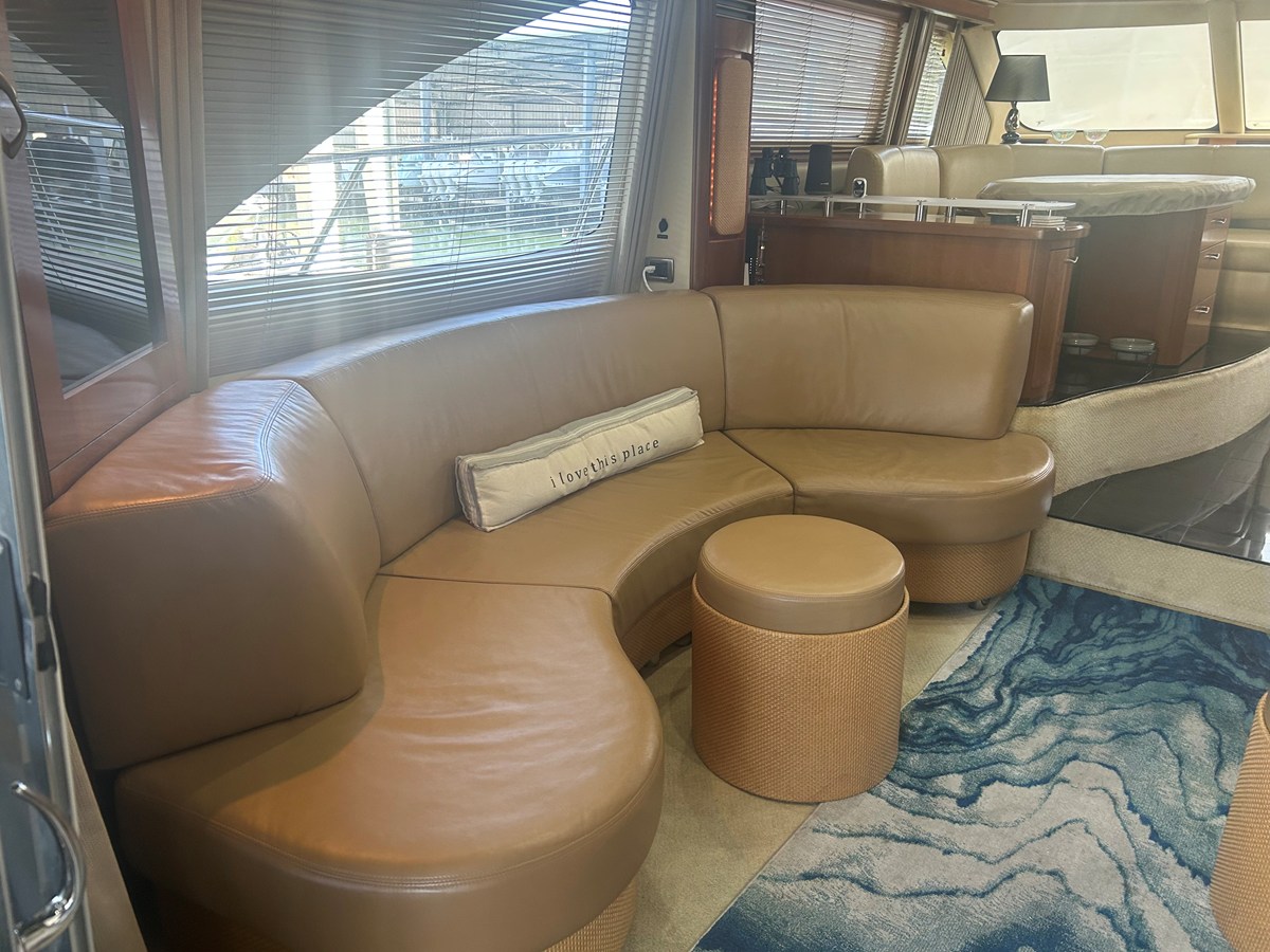 2005 Sea Ray 550 SEDAN BRIDGE 70