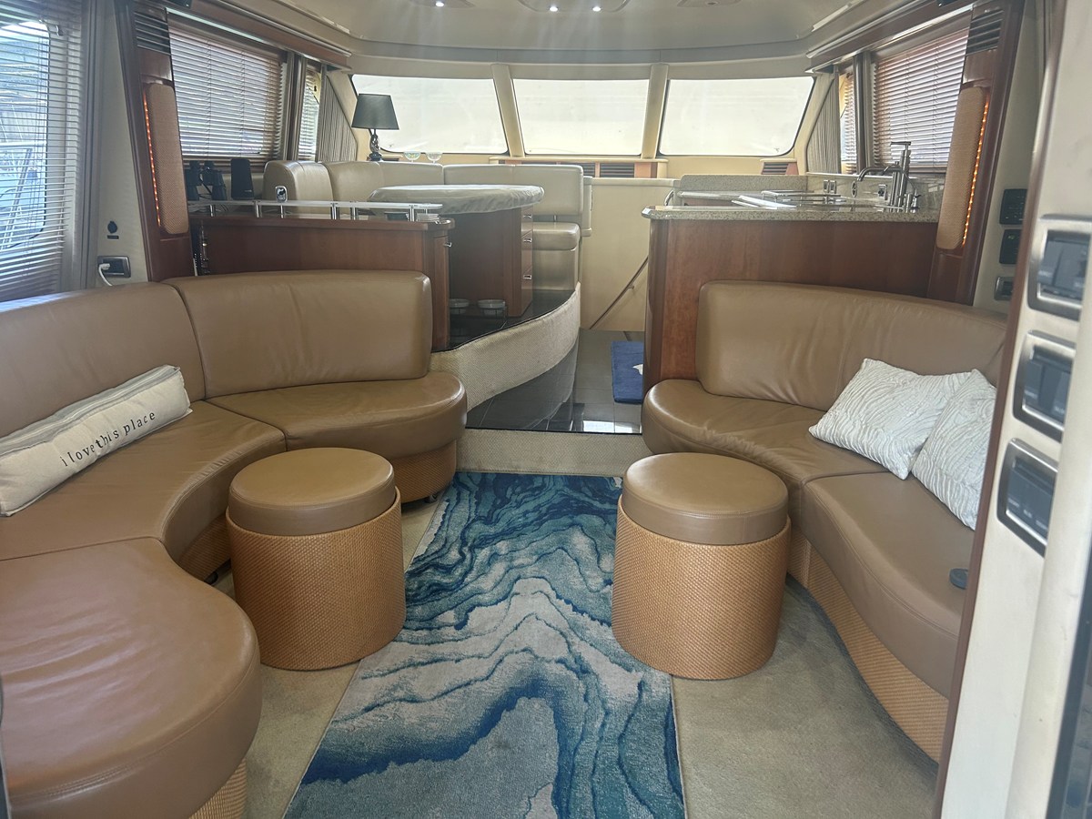 2005 Sea Ray 550 SEDAN BRIDGE 72
