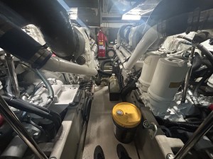 2005 Sea Ray 550 SEDAN BRIDGE 37