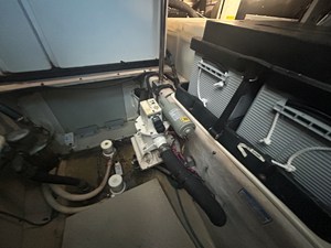 2005 Sea Ray 550 SEDAN BRIDGE 42