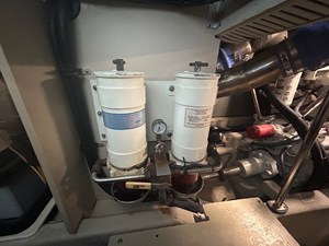 2005 Sea Ray 550 SEDAN BRIDGE 43