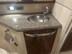 2005 Sea Ray 550 SEDAN BRIDGE 50
