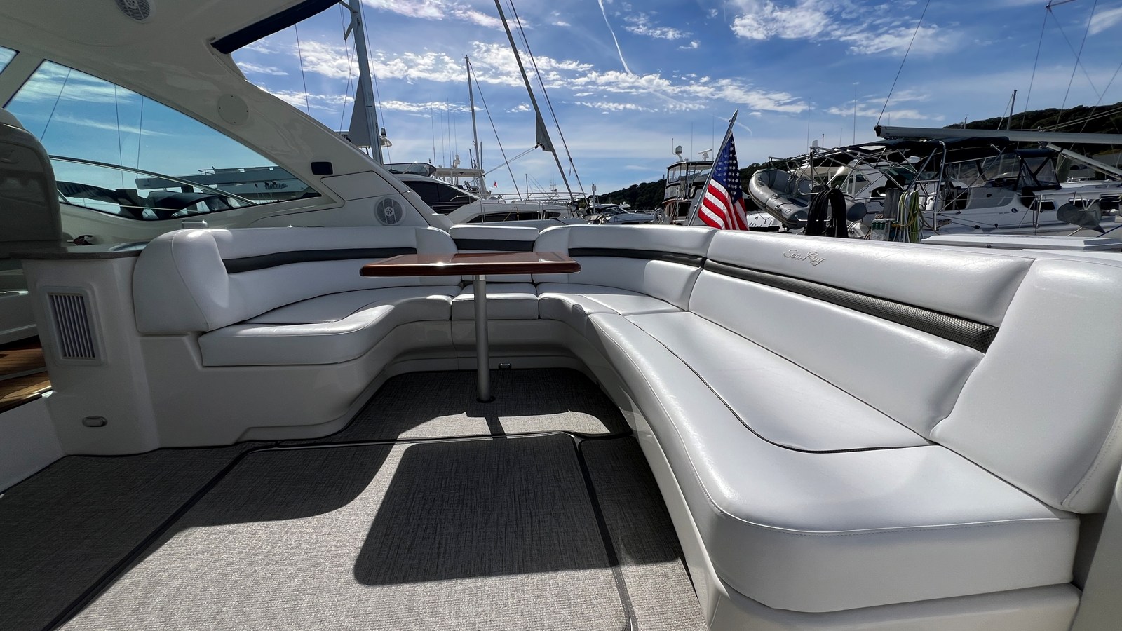 2006 Sea Ray 48 Sundancer 19
