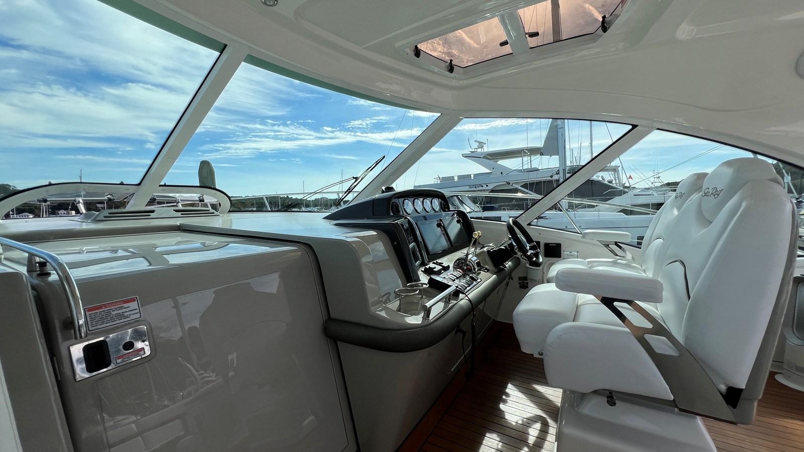 2006 Sea Ray 48 Sundancer 32