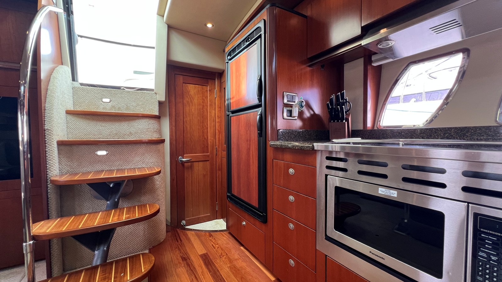 2006 Sea Ray 48 Sundancer 46