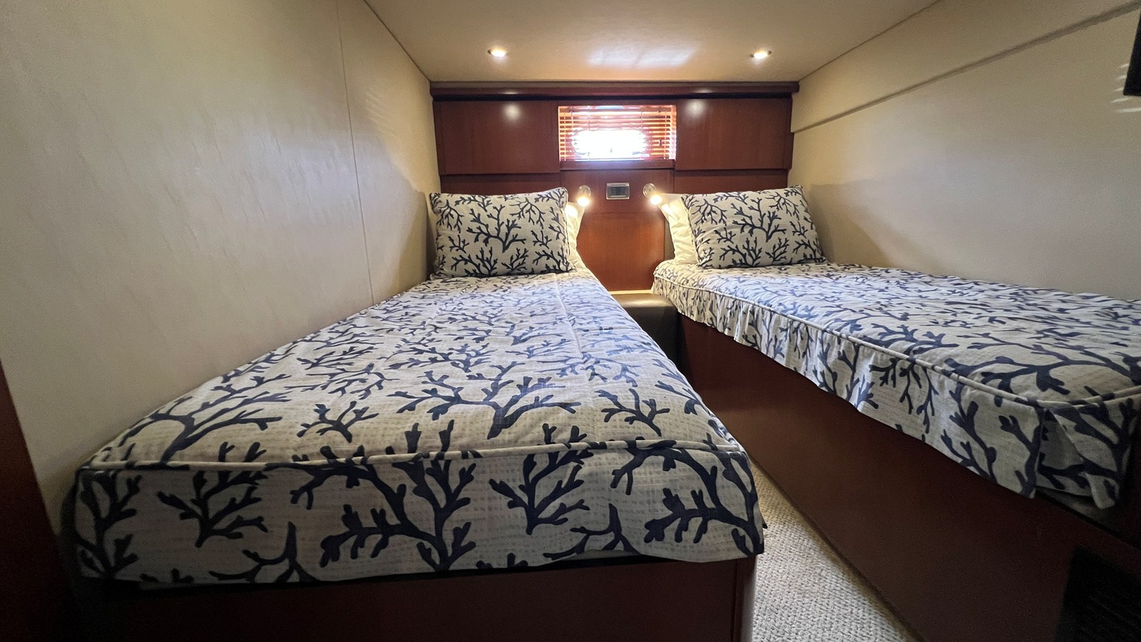 2006 Sea Ray 48 Sundancer 73