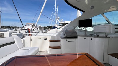 2006 Sea Ray 48 Sundancer 18