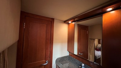 2006 Sea Ray 48 Sundancer 72